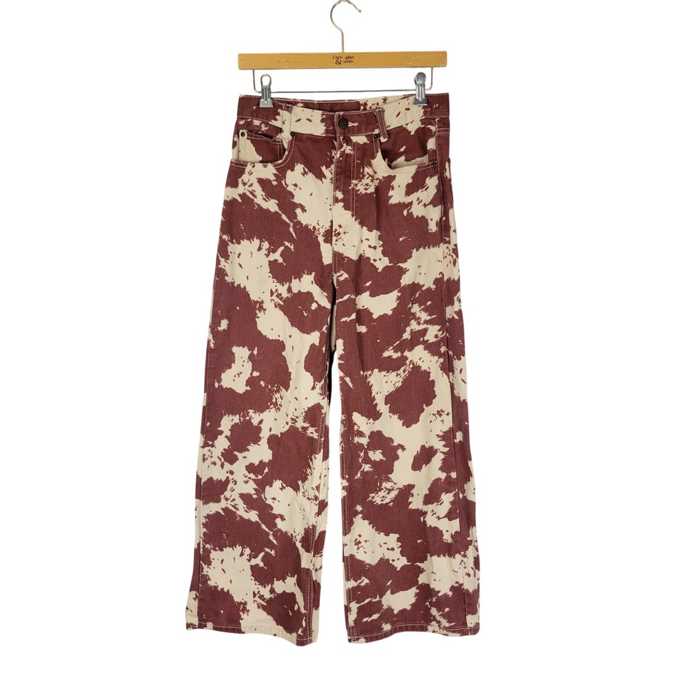 BDG Urban Outfitters High and Wide Cow Print Jeans Size 28 Brown White